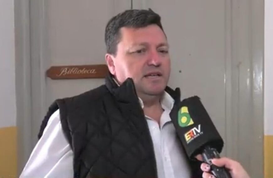 Distribuyen Luces para Bicicletas a Estudiantes: Un Gesto de Empatía y Sentido Común Digno de Replicar