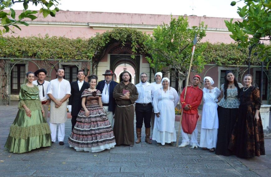 El Vestuario Teatral Municipal Caranday de Maciá recibió un reconocimiento en el 41° Encuentro Entrerriano de Teatro