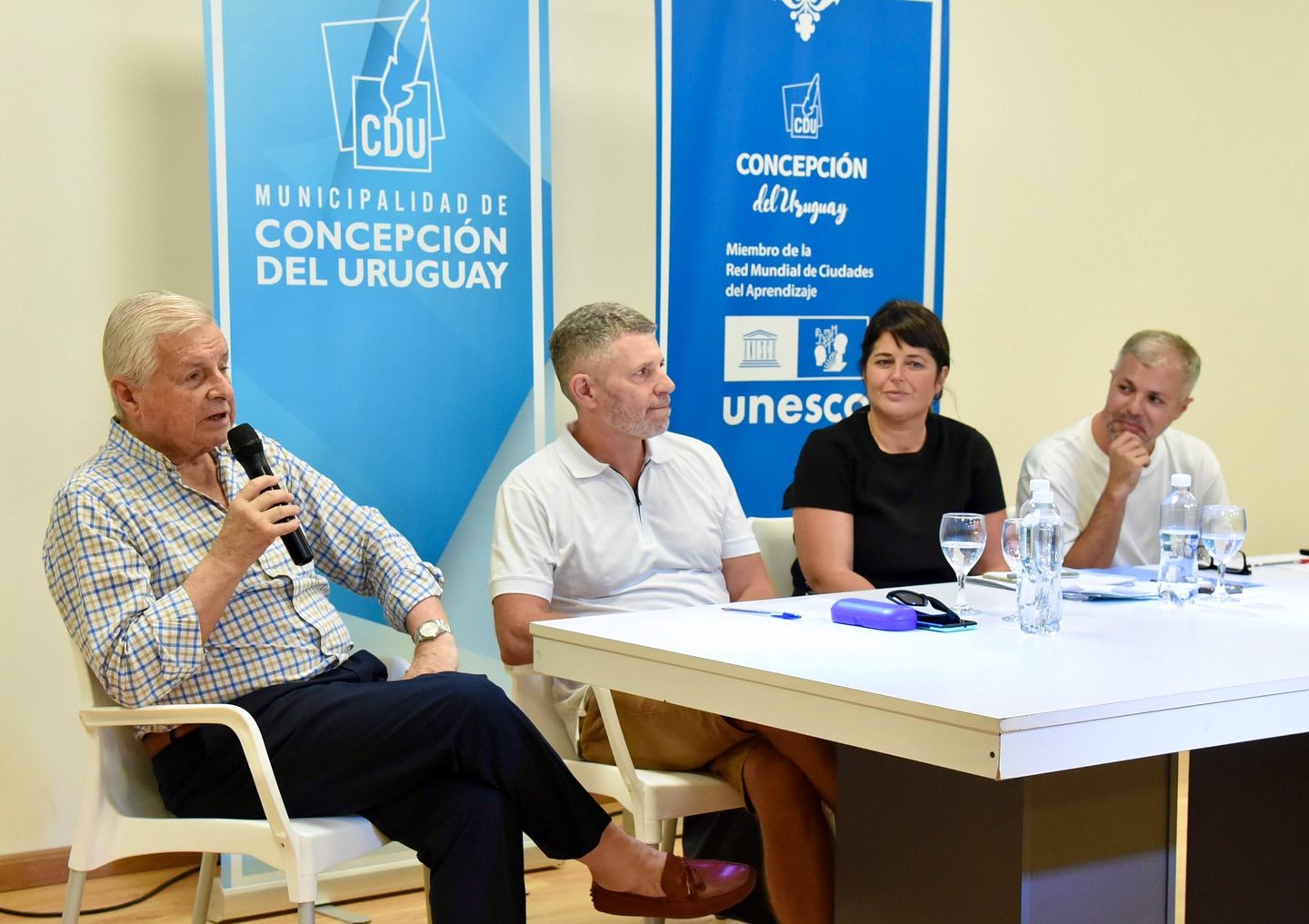Presentación de la ley «Ariel Goyeneche» en Concepción del Uruguay