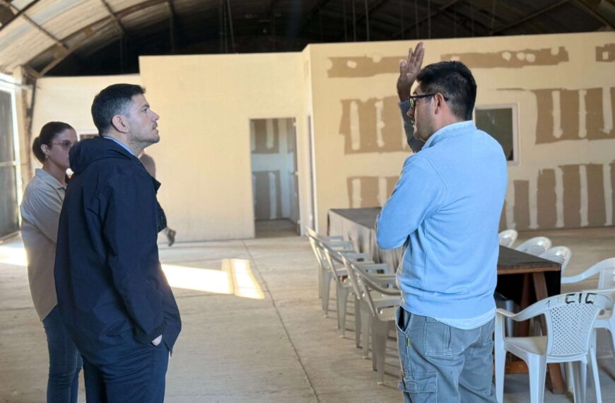 Feliciano: Avanzan las mejoras en el salón del Predio Multieventos