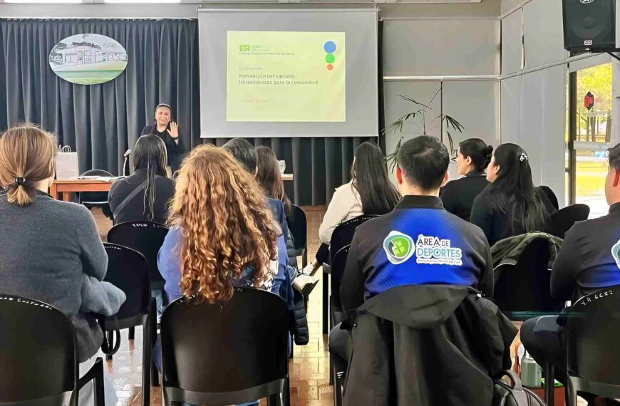 Salud trabaja en la prevención de suicidio con eje en lo comunitario