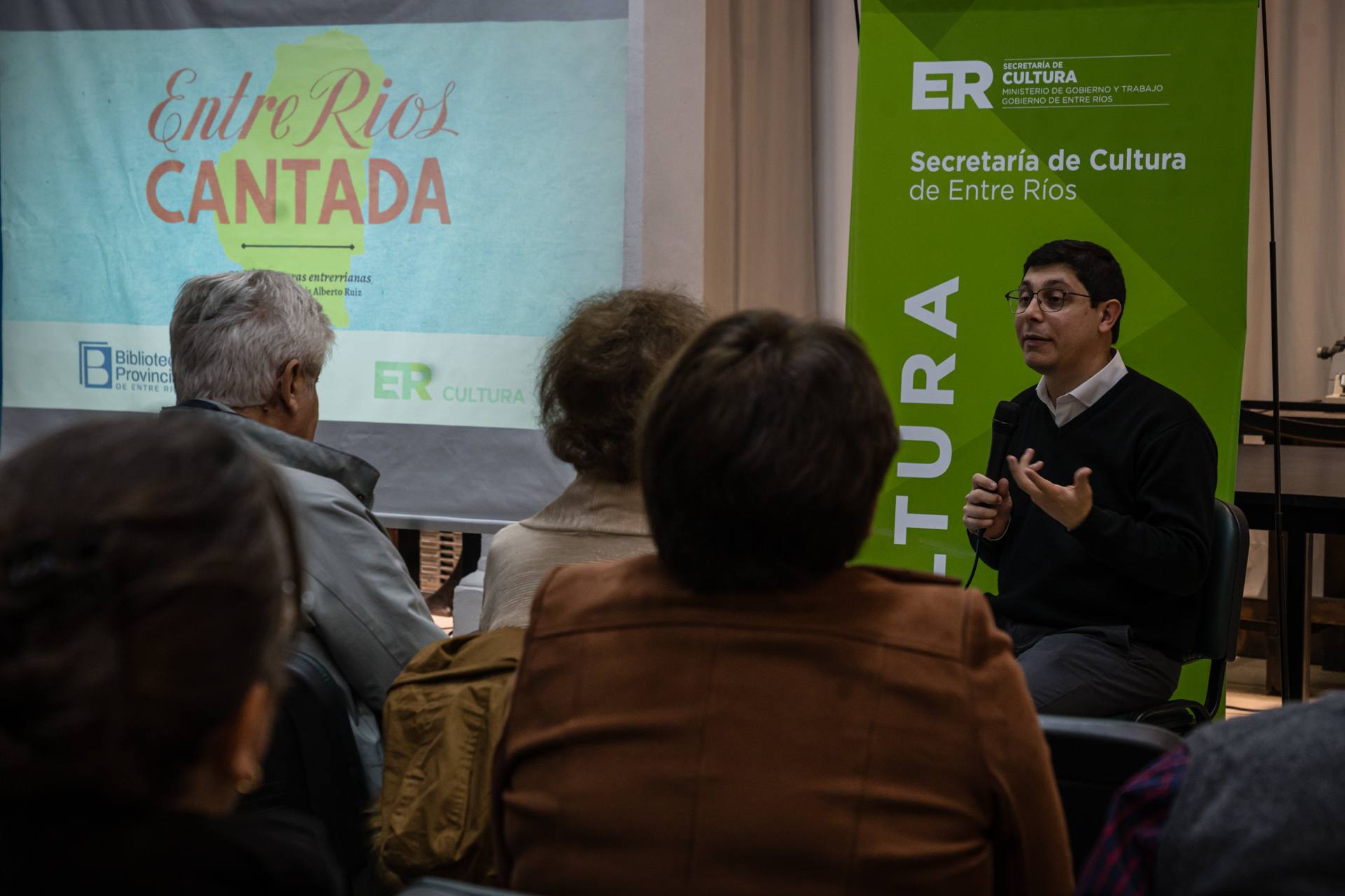 Se realizó el tercer encuentro de lectura del ciclo Entre Ríos cantada