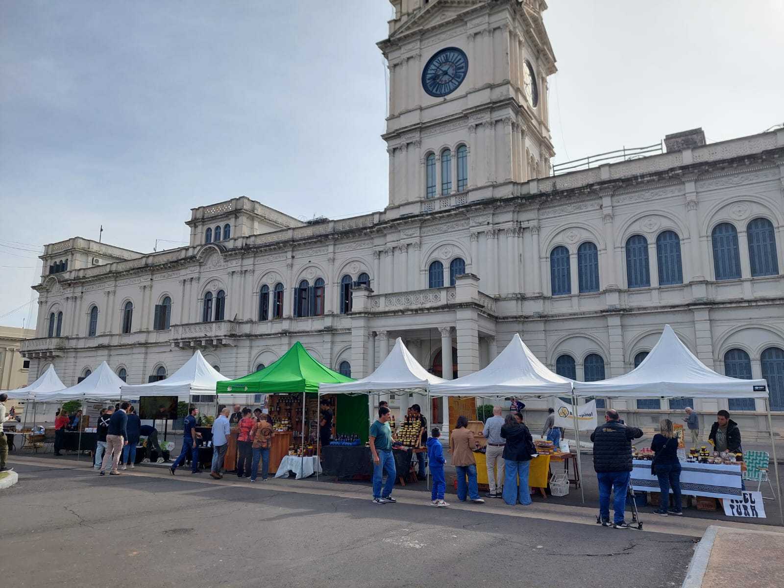 Maciá, Capital Nacional de la Apicultura, protagonista en la Semana de la Miel en Paraná