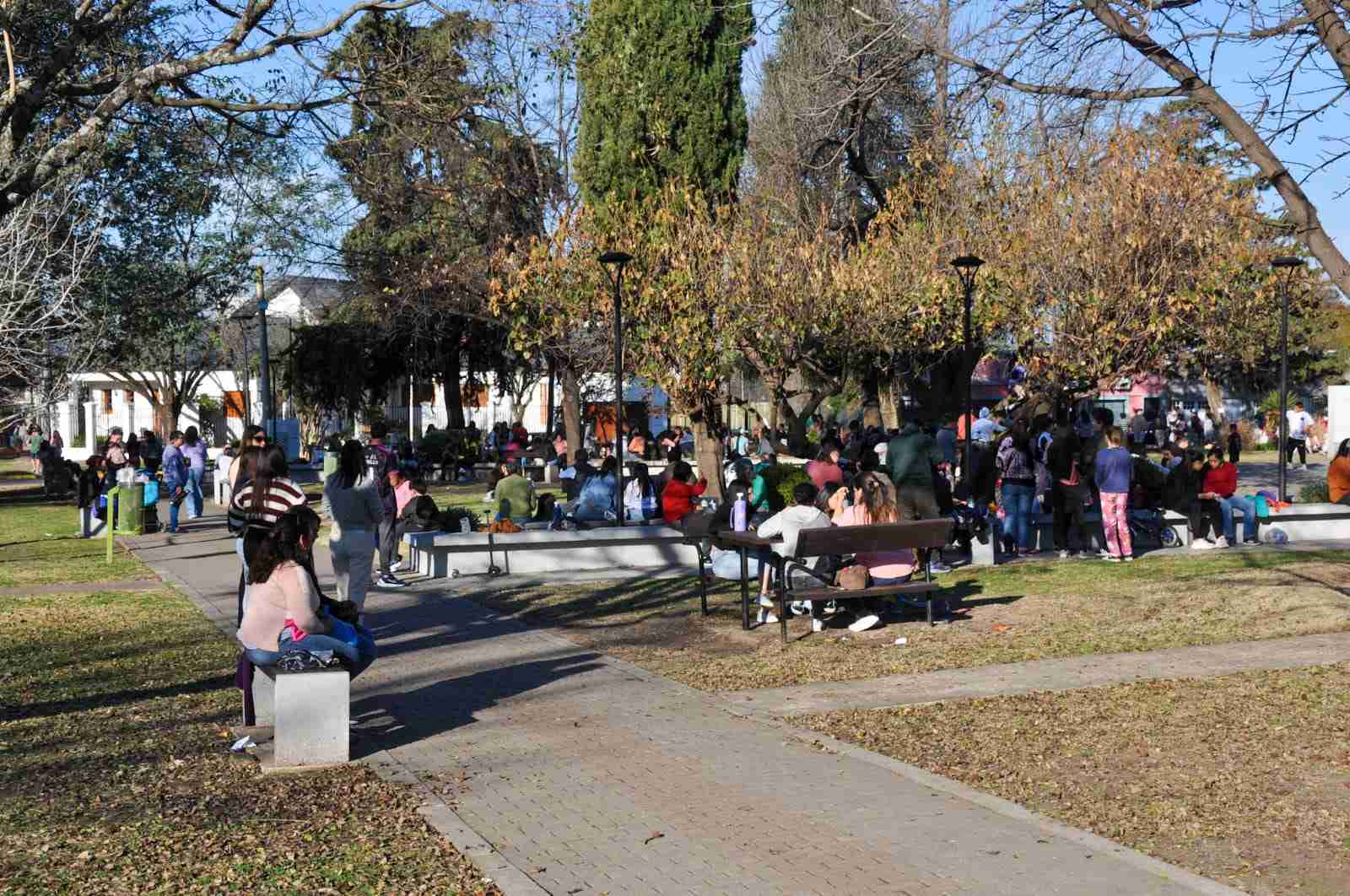 Maciá cerró el receso invernal con cultura, deporte y música en comunidad