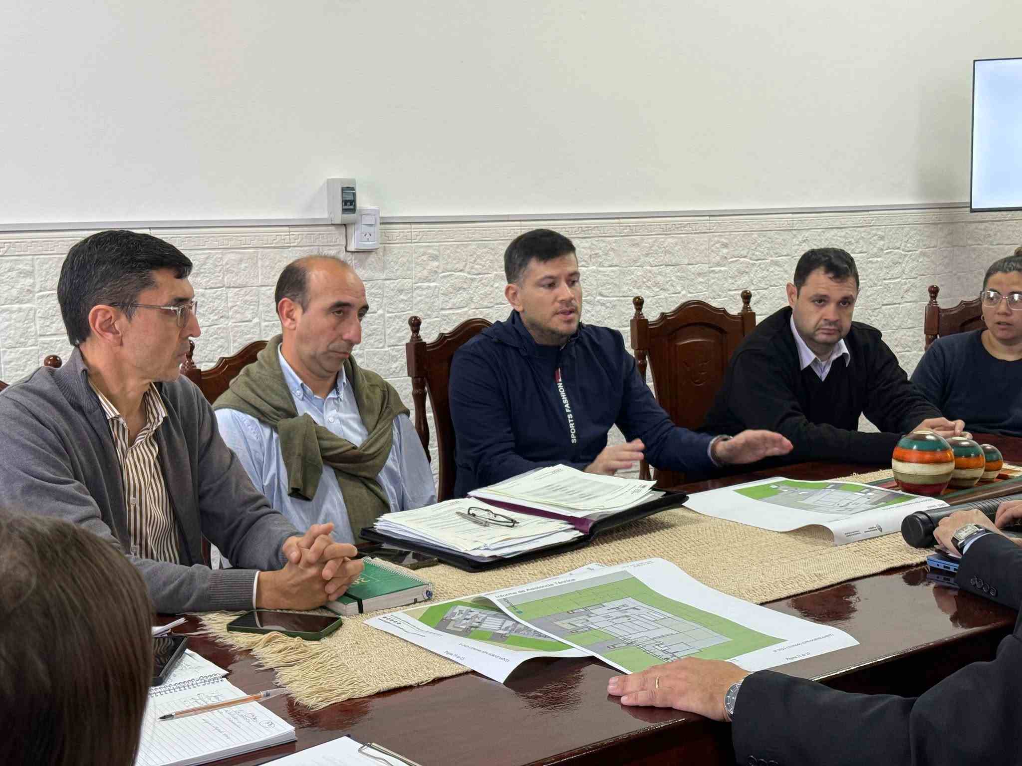 Reunión con Inversores Coreanos en Feliciano