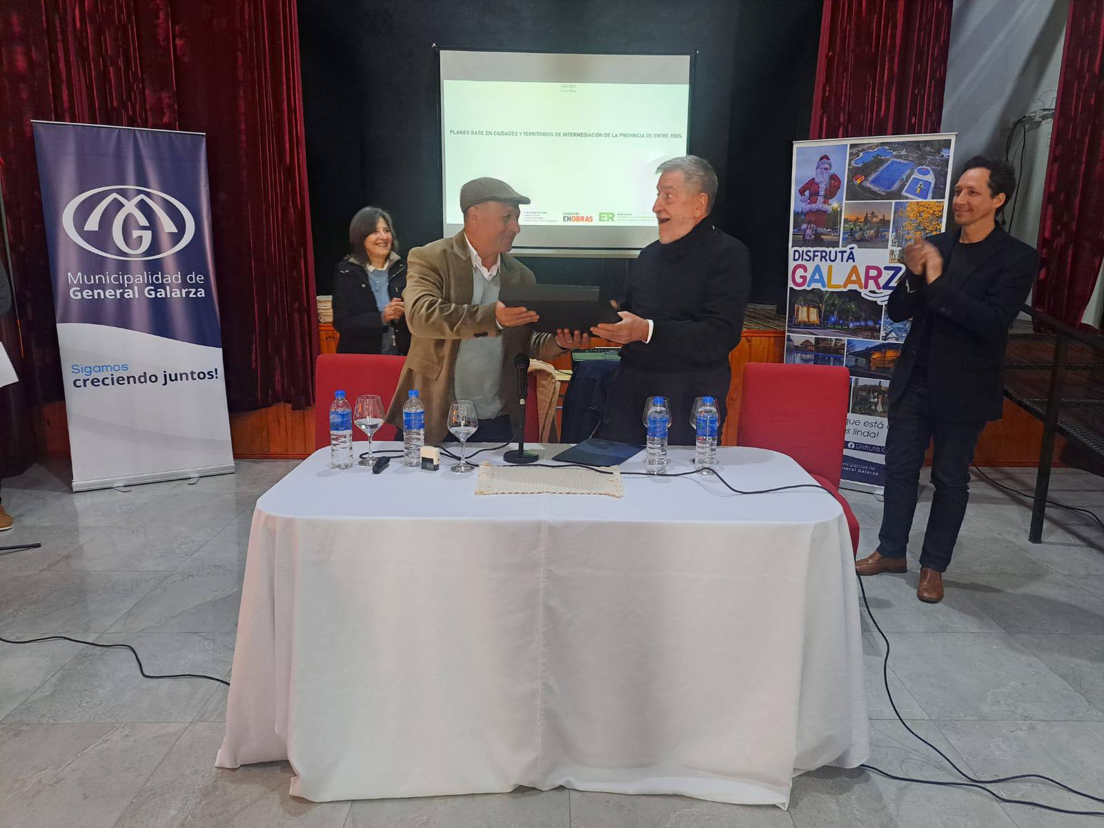 Gral. Galarza Firmo Convenio para Planificación Urbana con la UNESCO