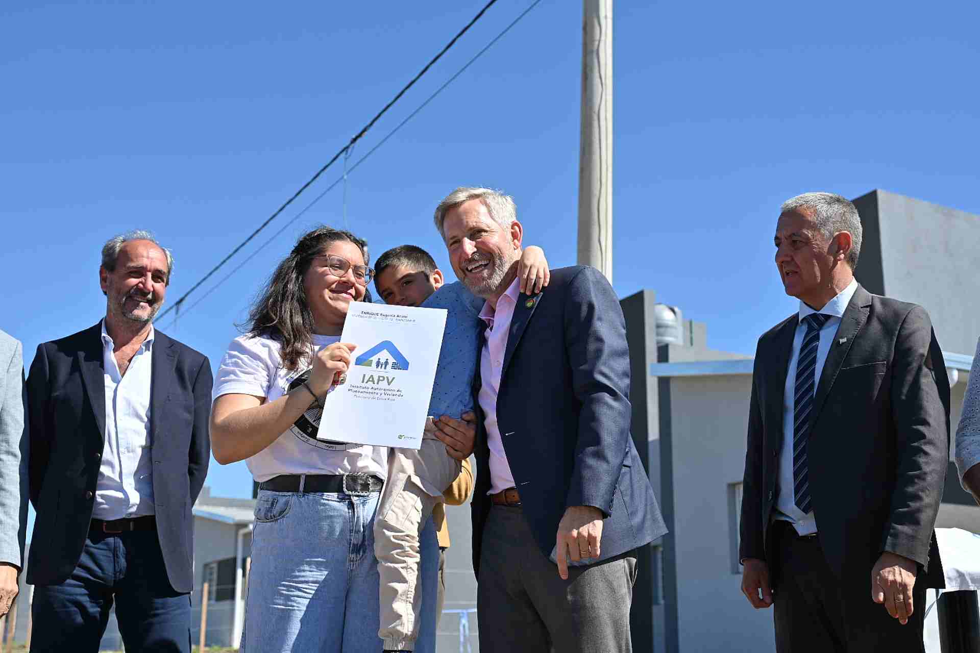 El gobernador entregó 40 nuevas viviendas en Urdinarrain finalizadas por la provincia