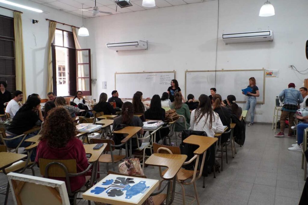 Comenzaron las clínicas de Diseña Paraná