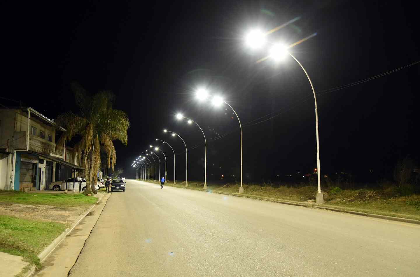 Concepción del Uruguay: nueva iluminación LED en Av. Frondizi