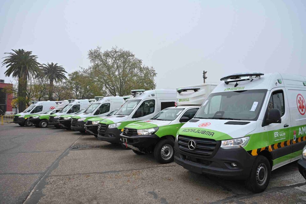La provincia recibe de CTM Salto Grande 20 ambulancias y tecnología para fortalecer la salud pública