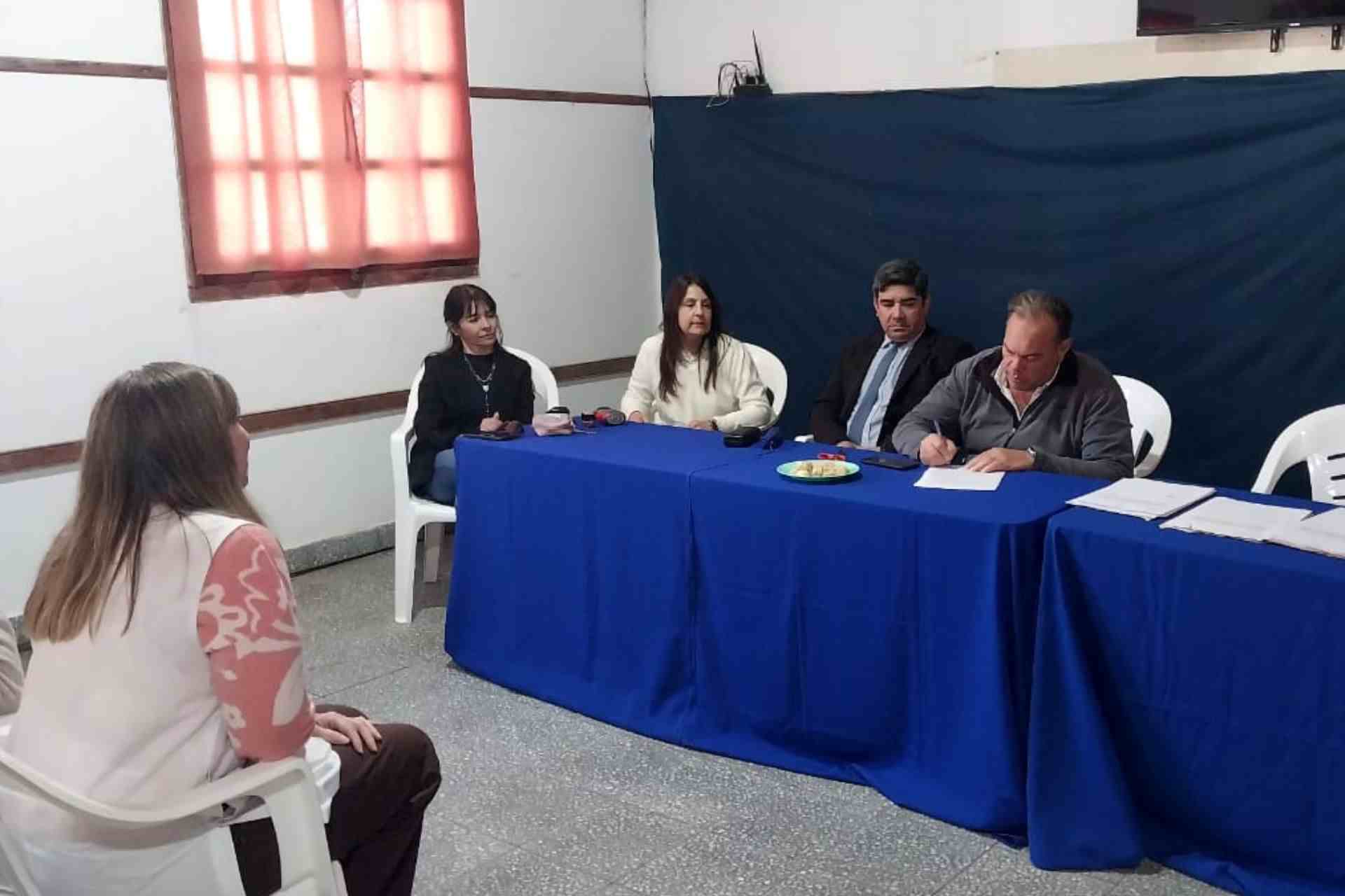 Se abrieron los sobres con las ofertas para ejecutar obras en la escuela Normal de San José de Feliciano