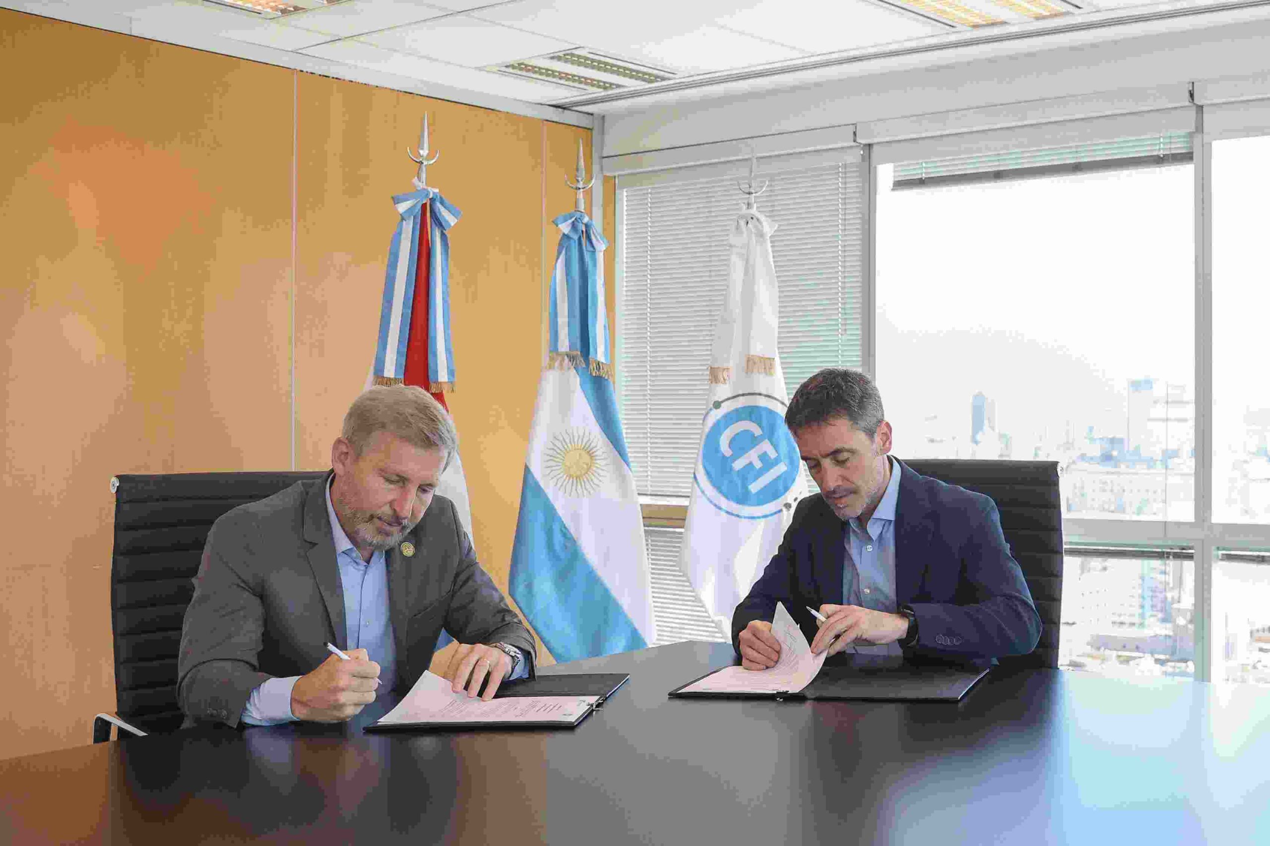 Frigerio firmó con el CFI un convenio para ampliar créditos a emprendedores y Pymes entrerrianas