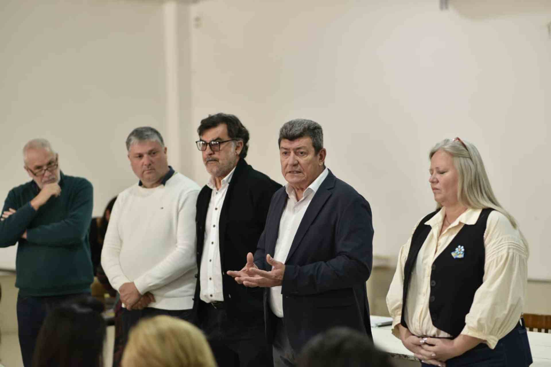 La provincia entregó escrituras de viviendas en Villaguay