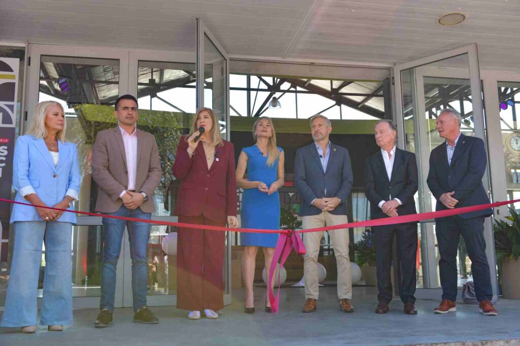 La intendenta Romero dejó inaugurada la 4ta Muestra de la Construcción en la Sala Mayo
