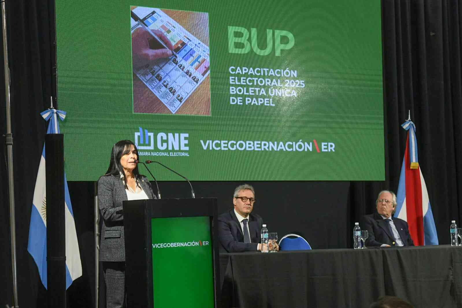 La Vicegobernación realizó la primera capacitación en Boleta Única de Papel