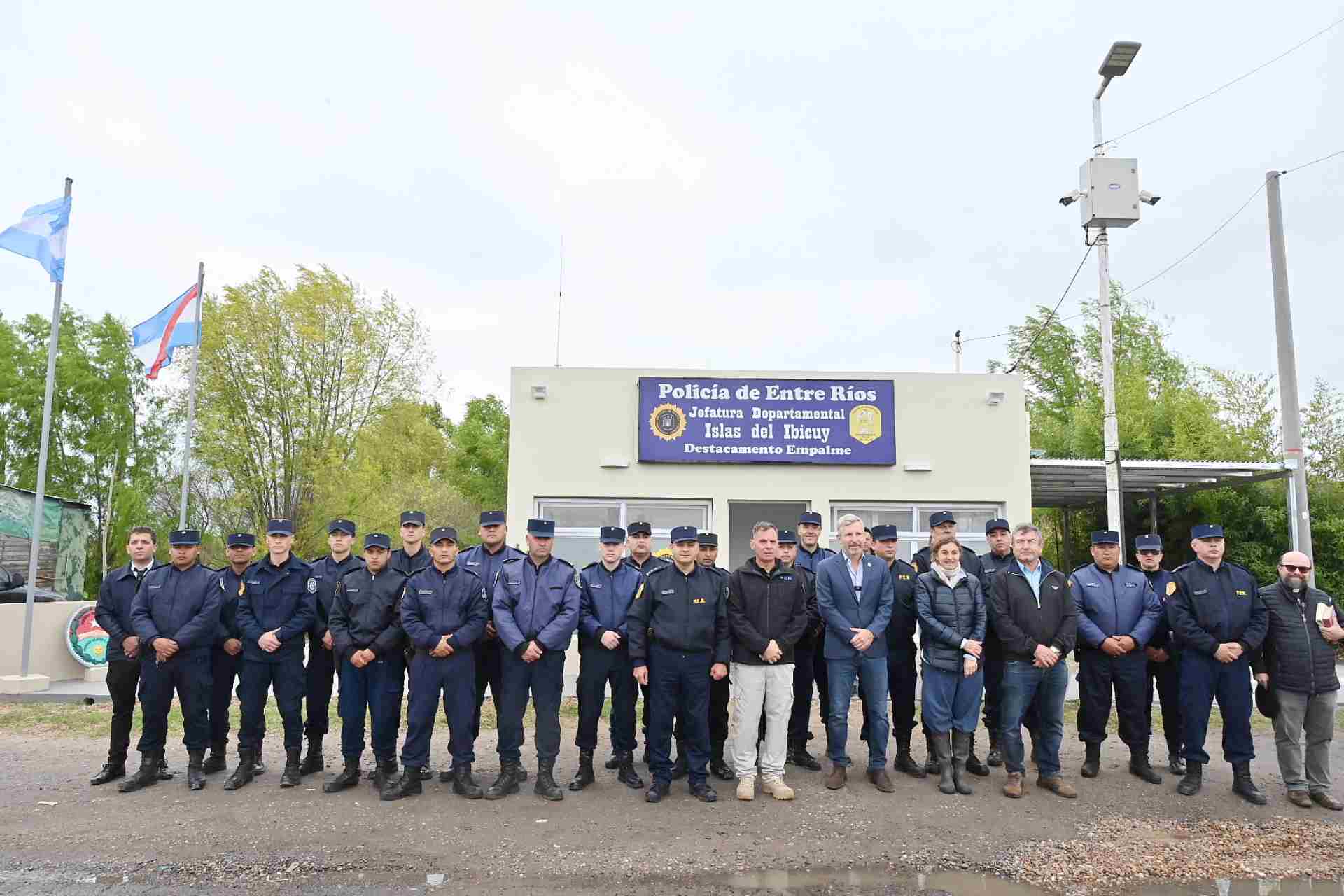 Inauguraron un puesto policial estratégico en el acceso a Villa Paranacito