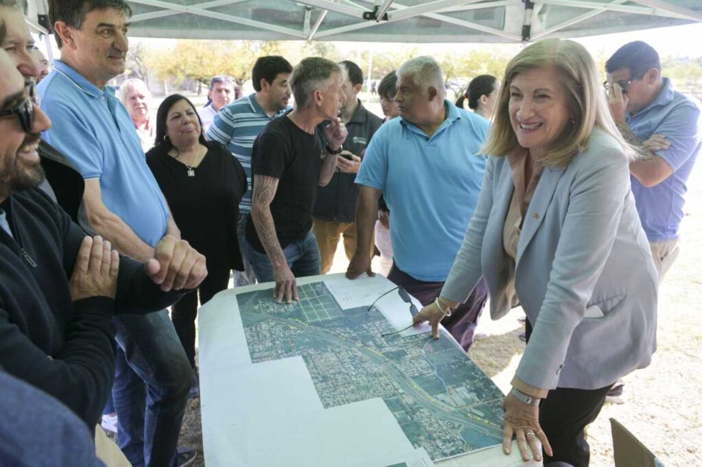 El Municipio fortalece el Plan de Arbolado de Paraná con nuevas plantaciones