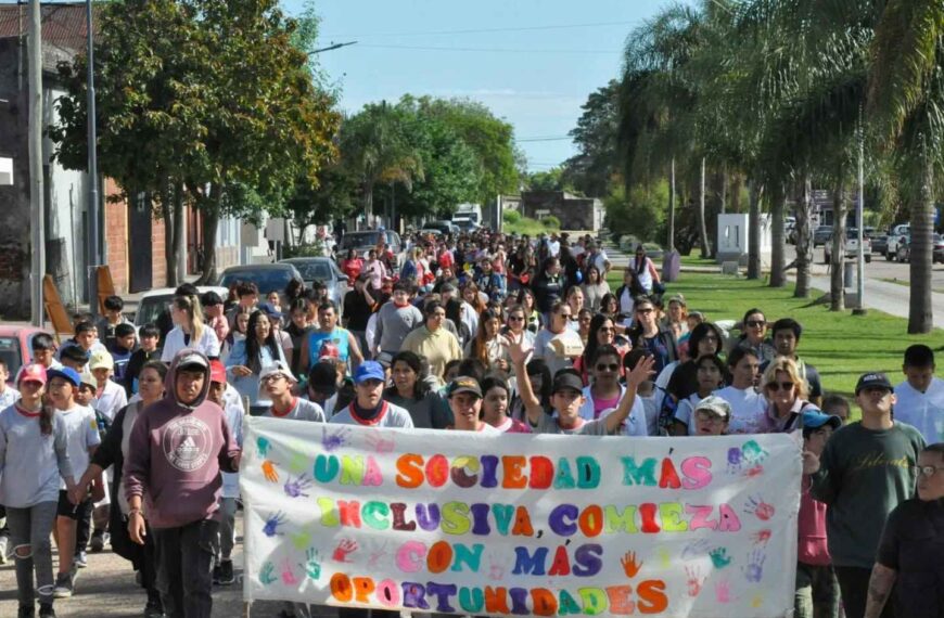 Maciá celebró el Mes de la Inclusión con una caminata y actividades recreativas