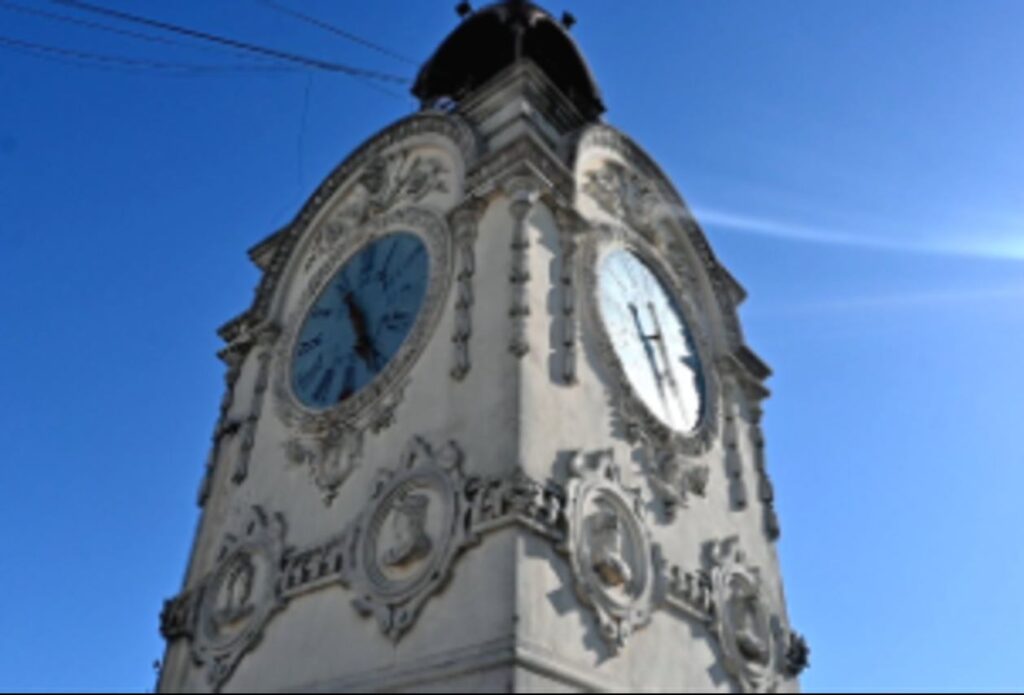 Pondrán en valor el histórico reloj del Palacio Municipal de Paraná