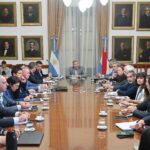 Vehículos, nuevos sistemas de digitalización y viviendas, fueron los temas centrales de la reunión de gabinete