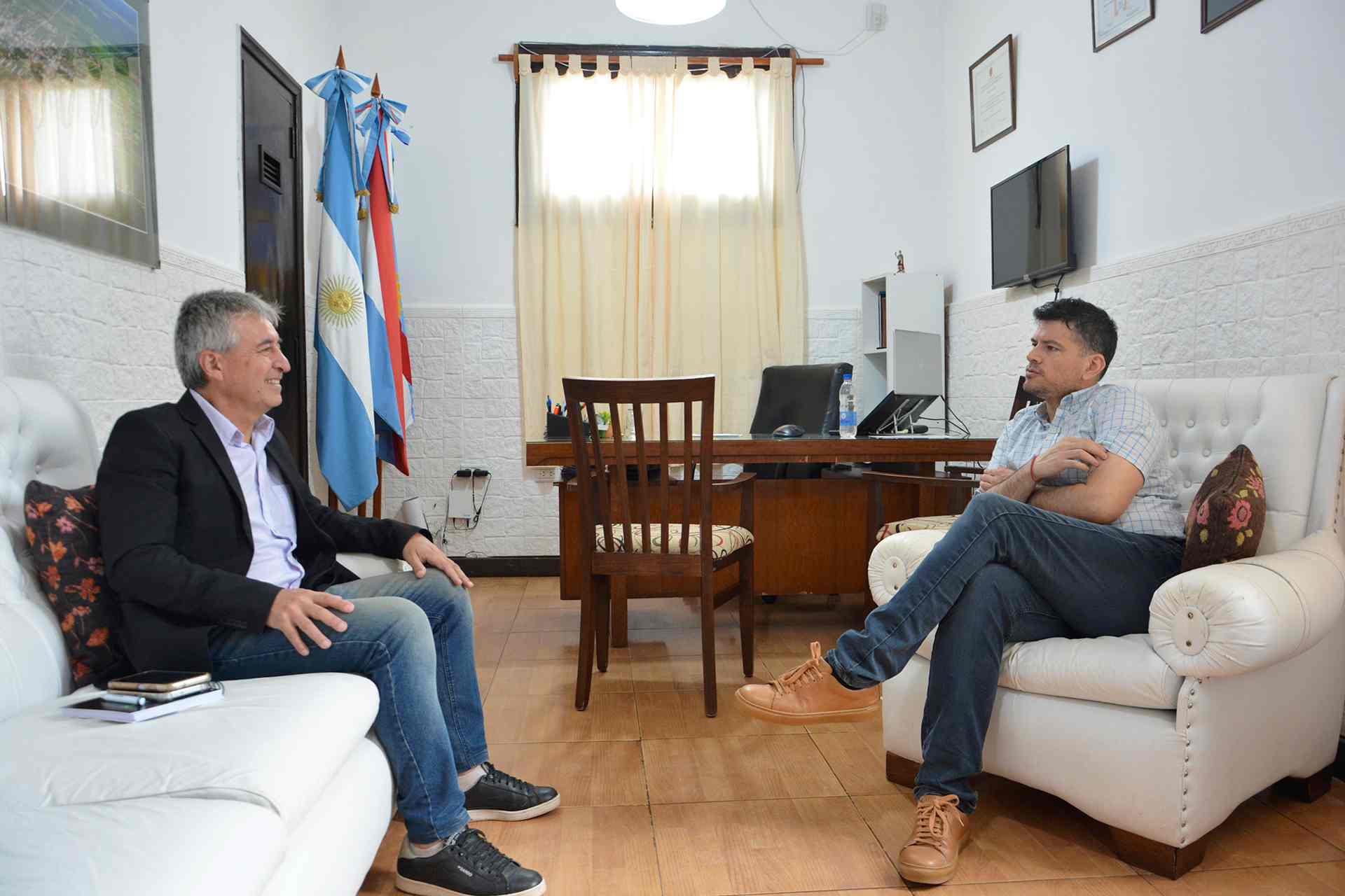 La provincia coordina acciones para abordar problemas estructurales y emergencias en San José de Feliciano