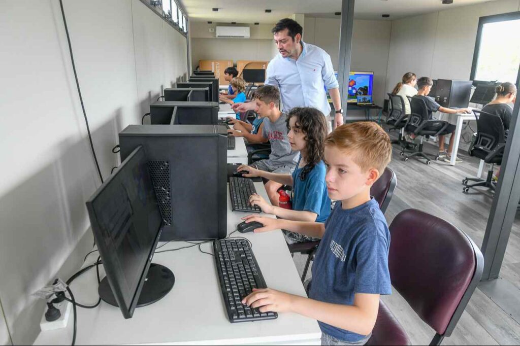 La Municipalidad de Paraná abrió inscripciones para la Colonia Tech 2026
