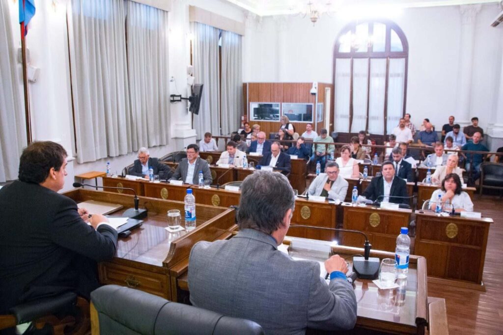 Senadores aprobaron reestablecer la Emergencia en Obras Públicas y Viales