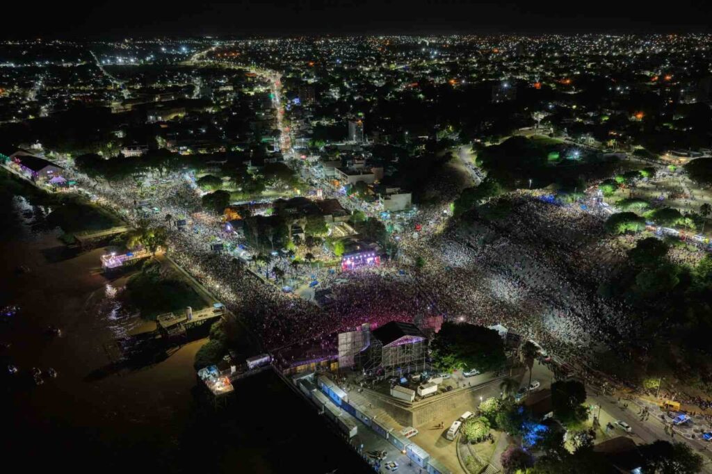  120.000 personas vivieron un histórico cierre de la Fiesta Nacional del Mate 