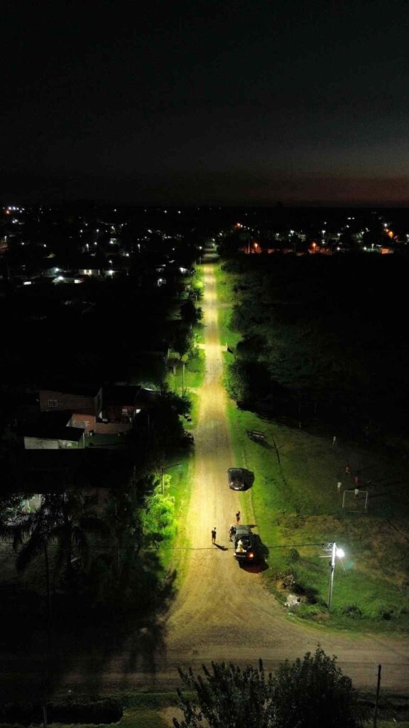 Feliciano suma más luminarias LED para mejorar la iluminación urbana