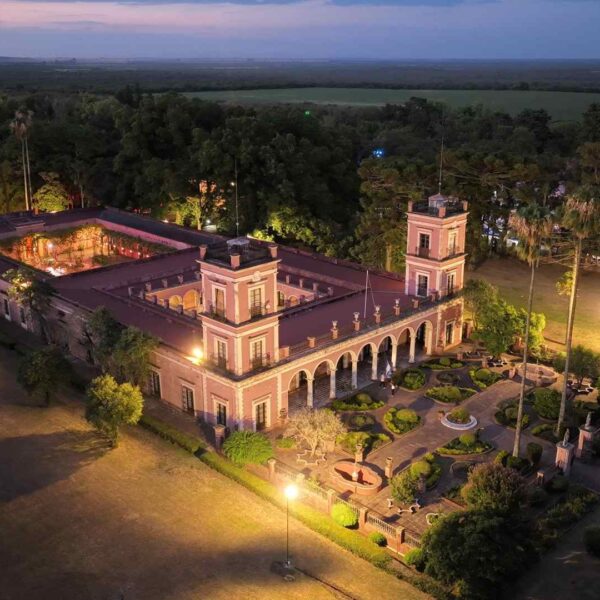 El Palacio San José fue parte de una experiencia cultural en el marco de su puesta en valor y Semana de los Museos