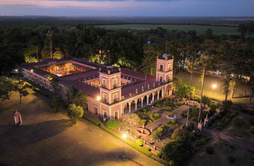 El Palacio San José fue parte de una experiencia cultural en el marco de su puesta en valor y Semana de los Museos