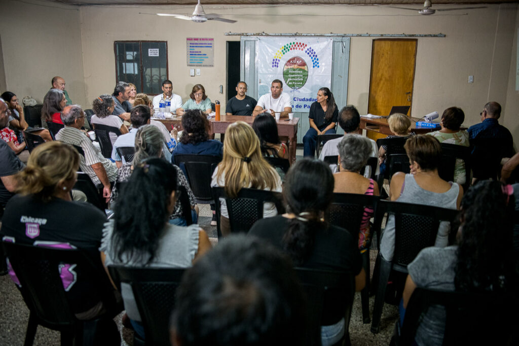 La Municipalidad de Paraná acordó con vecinales cambios en recorridos de líneas de transporte urbano