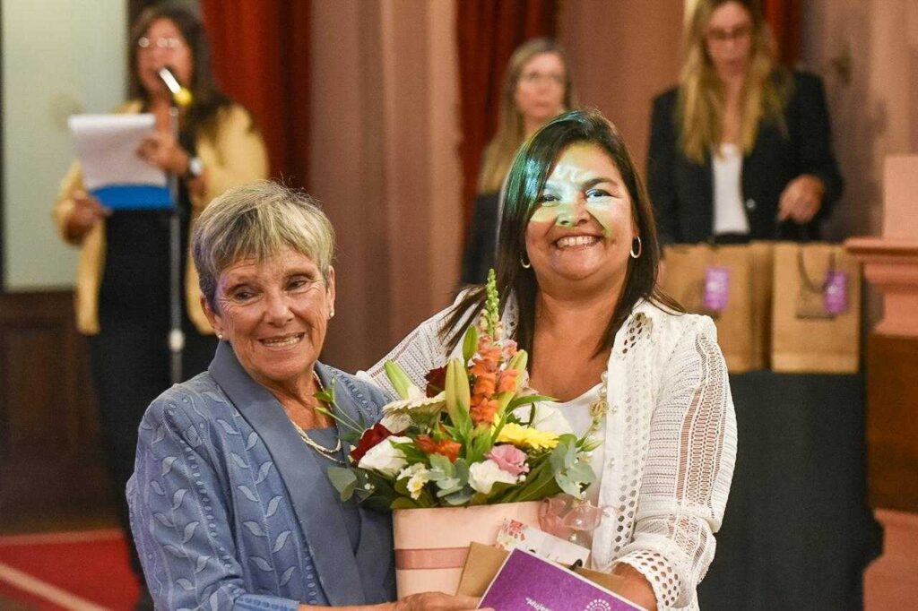 Homenajean a la concordiense Gloria Warner en Diputados