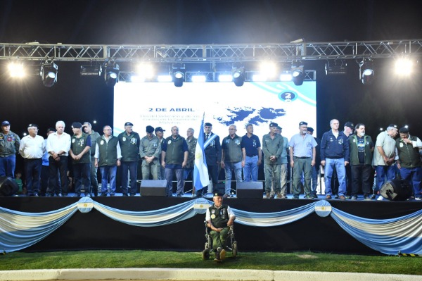 Concordia homenajeó a veteranos y caídos en Malvinas