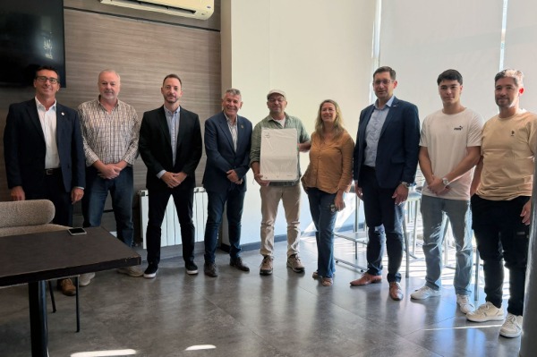 Enersa y el Gobierno de Entre Ríos amplían la red de cargadores para autos eléctricos