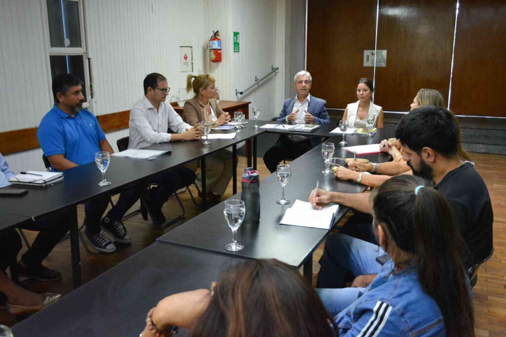 Se realizó un nuevo encuentro de la Mesa de Diálogo Social