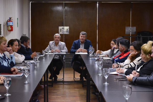 La cuestión habitacional fue eje de un nuevo encuentro de la Mesa de Diálogo Social