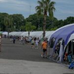 Miles de personas pasaron por la feria de emprendedores y gastronomía en la costanera de Paraná