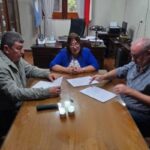 Se firmaron contratos para la ejecución de viviendas en Concordia y Los Conquistadores