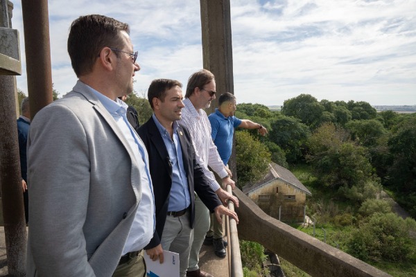 Evalúan instalar un parque solar en el hospital de Salud Mental de Diamante