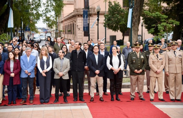 Concepción del Uruguay conmemoró el 175° Aniversario del Pronunciamiento de Urquiza