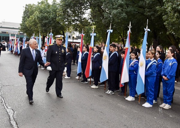 Concepción del Uruguay conmemoró el 25 de Mayo con un acto patrio en Plaza Ramírez