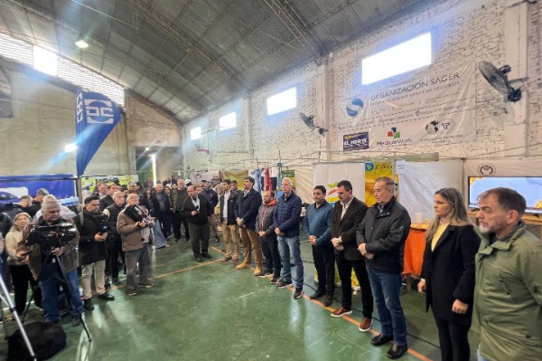 Maciá participó en la 35ª Jornada Apícola de Capacitación y Exposición en Malabrigo