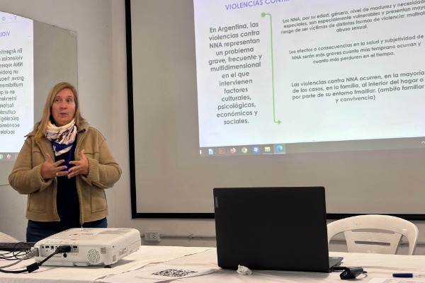 Copnaf y la Dirección de Mujeres fortalecen el abordaje integral de las violencias
