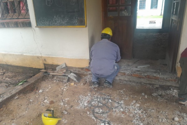 Se ejecutan trabajos de refacción y accesibilidad en la escuela normal de Feliciano