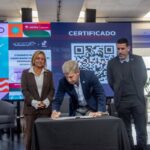 Frigerio instó a cuidar a niños y jóvenes a través del diálogo y el uso inteligente de la tecnología