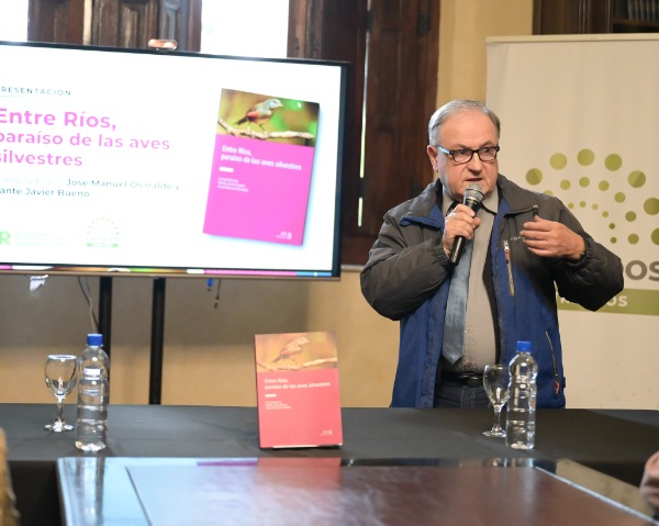 Presentaron en Diputados una obra sobre la biodiversidad de aves en Entre Ríos
