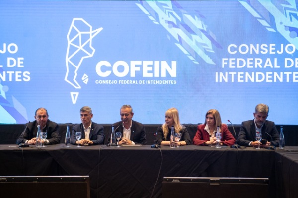 Paraná reclamó en el COFEIN la coparticipación del impuesto a los combustibles