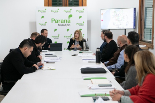 El órgano de control y monitoreo del transporte público de Paraná se reunió para evaluar el desempeño del sistema