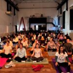 Más de 700 personas celebraron el Día Internacional del Yoga